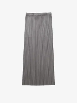 Skirts><noscript><img width=