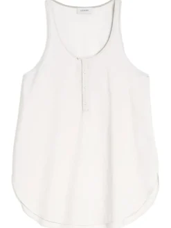 Tops><noscript><img width=