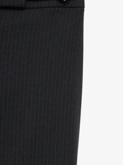 Pants><noscript><img width=