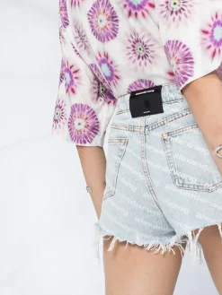 Shorts><noscript><img width=