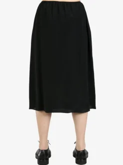 Skirts><noscript><img width=