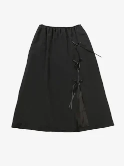 Skirts><noscript><img width=