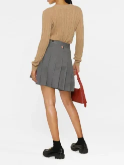 Knitwear><noscript><img width=