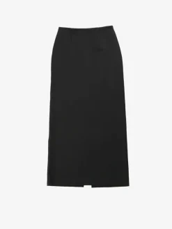 Skirts><noscript><img width=
