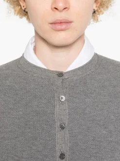 Knitwear><noscript><img width=