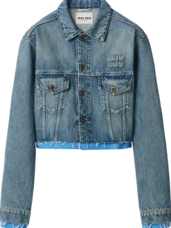 Jackets & Coats><noscript><img width=