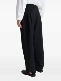 Pants><noscript><img width=