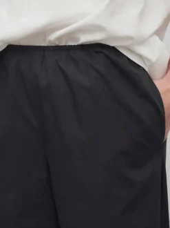 Shorts | Pants><noscript><img width=