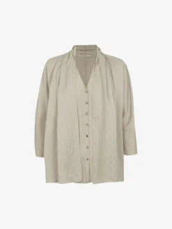 Shirts><noscript><img width=
