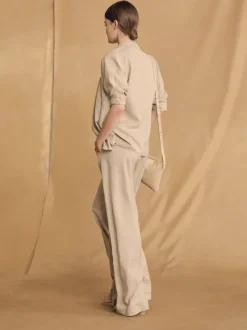 Pants><noscript><img width=