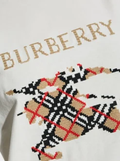 T-shirts><noscript><img width=