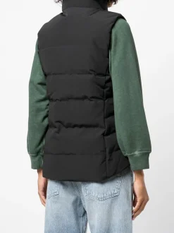 Jackets & Coats><noscript><img width=