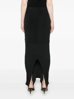 Skirts><noscript><img width=