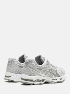Sneakers><noscript><img width=