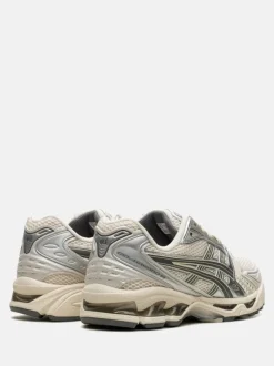 Sneakers | Sneakers><noscript><img width=