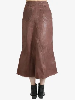 Skirts><noscript><img width=