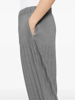 Pants><noscript><img width=