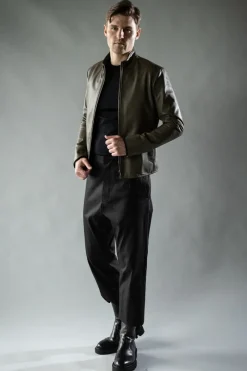 Pants><noscript><img width=