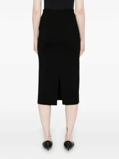 Skirts><noscript><img width=