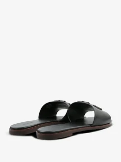 Sandals><noscript><img width=