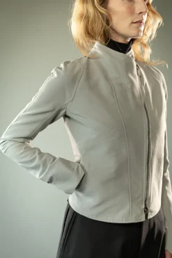 Jackets & Coats><noscript><img width=