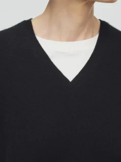 Tops><noscript><img width=