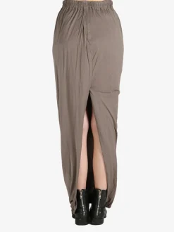 Skirts><noscript><img width=