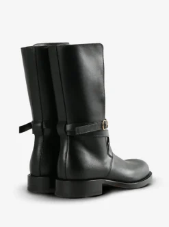 Boots><noscript><img data-lazyloaded=