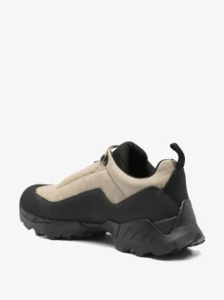 Sneakers><noscript><img data-lazyloaded=