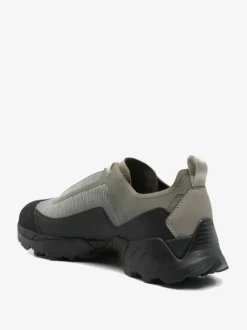 Sneakers><noscript><img data-lazyloaded=