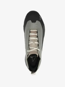 Sneakers><noscript><img data-lazyloaded=