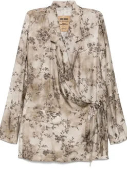 Jackets & Coats><noscript><img width=