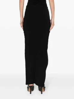 Skirts><noscript><img width=