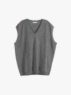 Knitwear><noscript><img width=