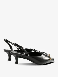 Heels><noscript><img width=