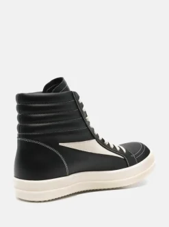 Sneakers><noscript><img width=