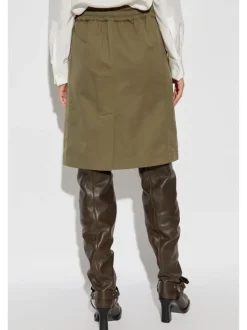 Skirts><noscript><img width=
