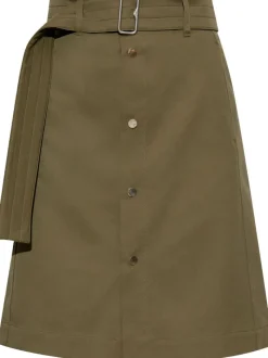 Skirts><noscript><img width=