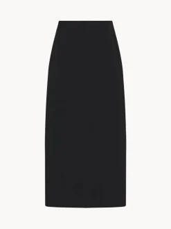 Skirts><noscript><img width=