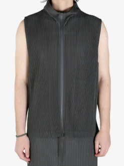 Jackets & Coats>HOMME PLISSE ISSEY MIYAKE Mc March Vest