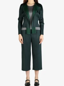 Knitwear><noscript><img width=