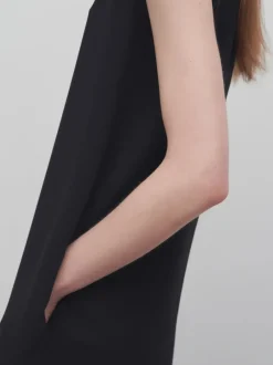 Dresses><noscript><img data-lazyloaded=