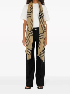 Scarves>BURBERRY MU GC Lightweight Wool Scarves
