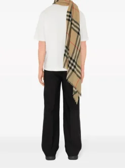 Scarves><noscript><img width=
