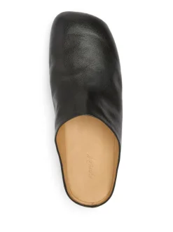 Loafers & Mules><noscript><img width=