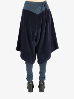 Pants><noscript><img width=