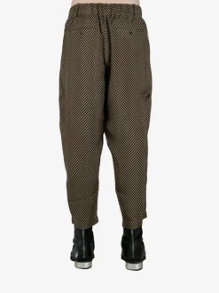 Pants><noscript><img width=