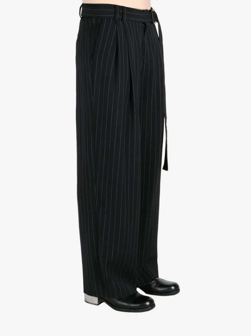 Pants>LOUIS GABRIEL NOUCHI Pleated Pinstripe Pants