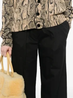 Pants><noscript><img width=