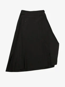 Skirts><noscript><img width=